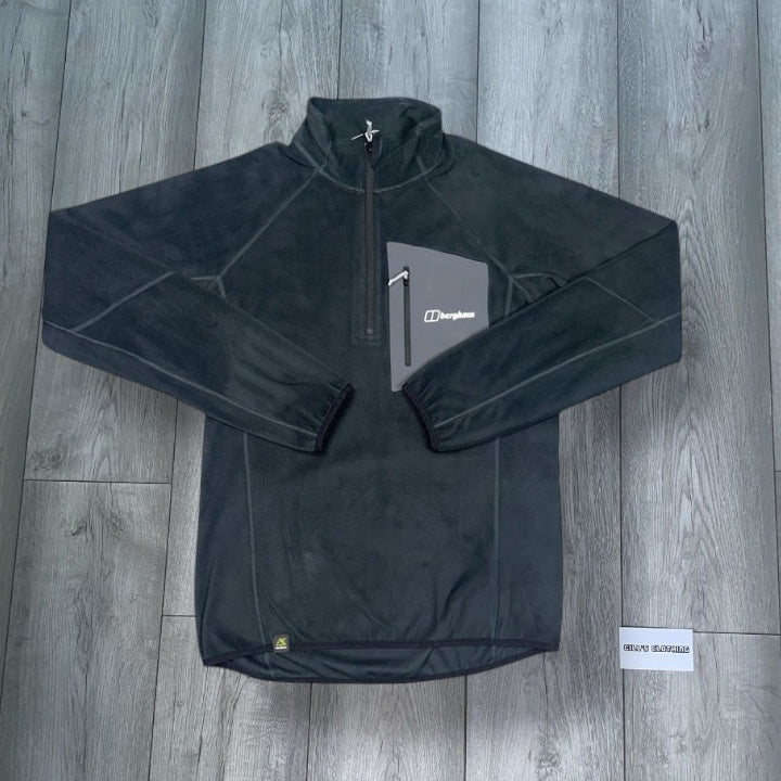 BERGHAUS JET BLACK HALF ZIP TRACKSUIT - BLACK