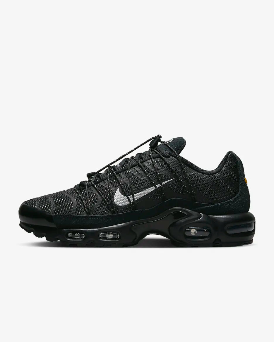 NIKE AIR MAX PLUS UTILITY - BLACK