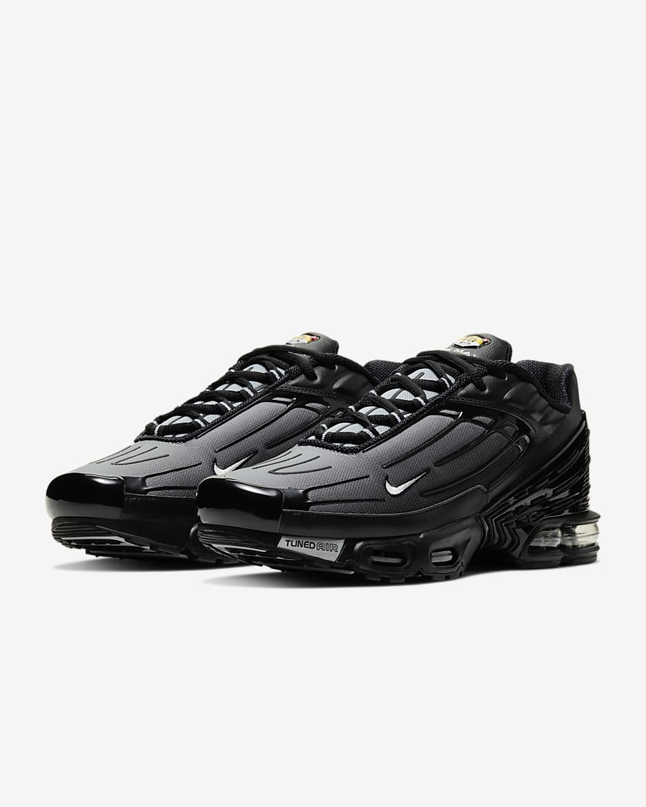 NIKE AIR MAX PLUS  - BLACK/WHITE