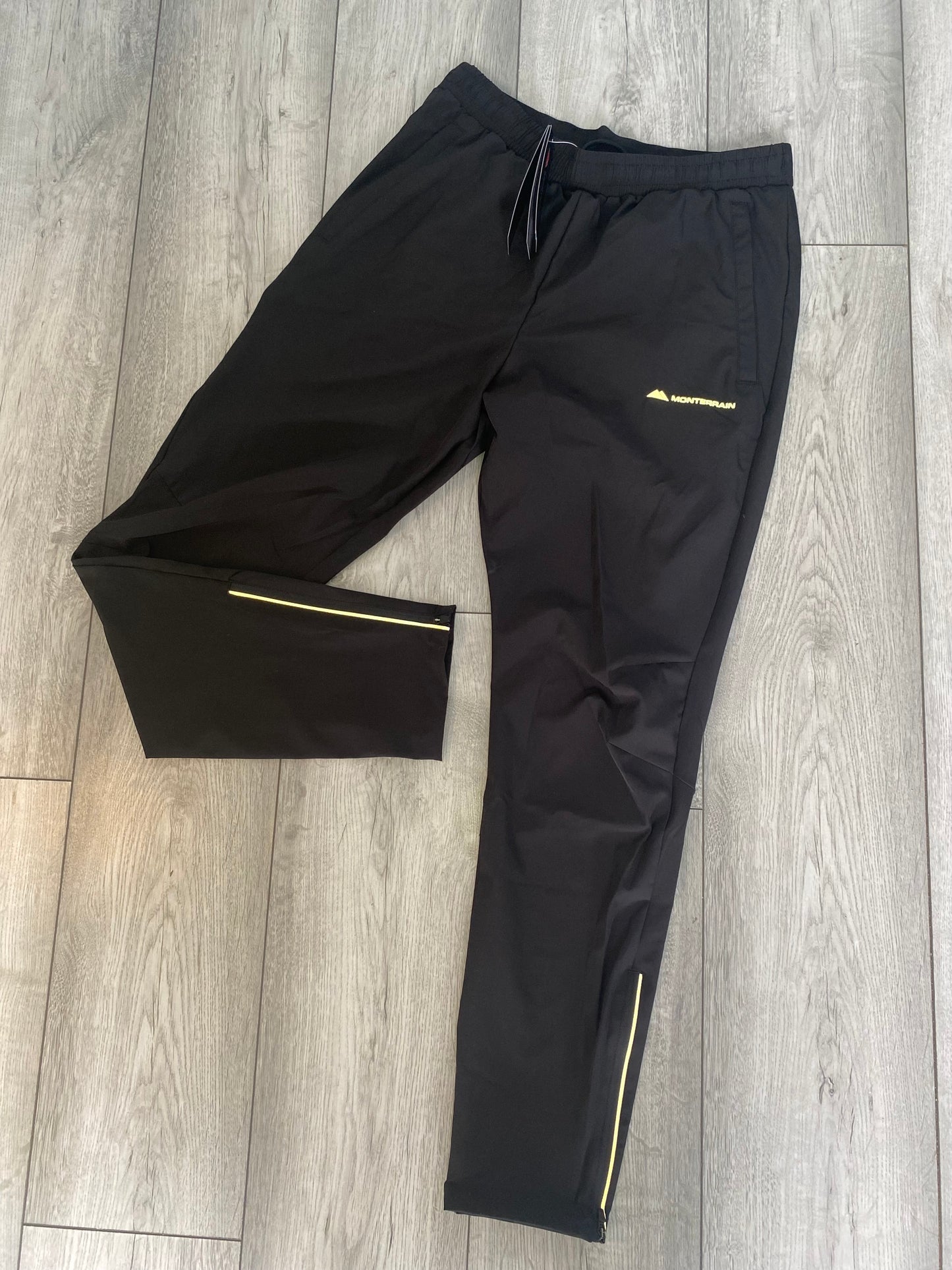 MONTERRAIN REFLECTIVE TRACKSUIT - BLACK