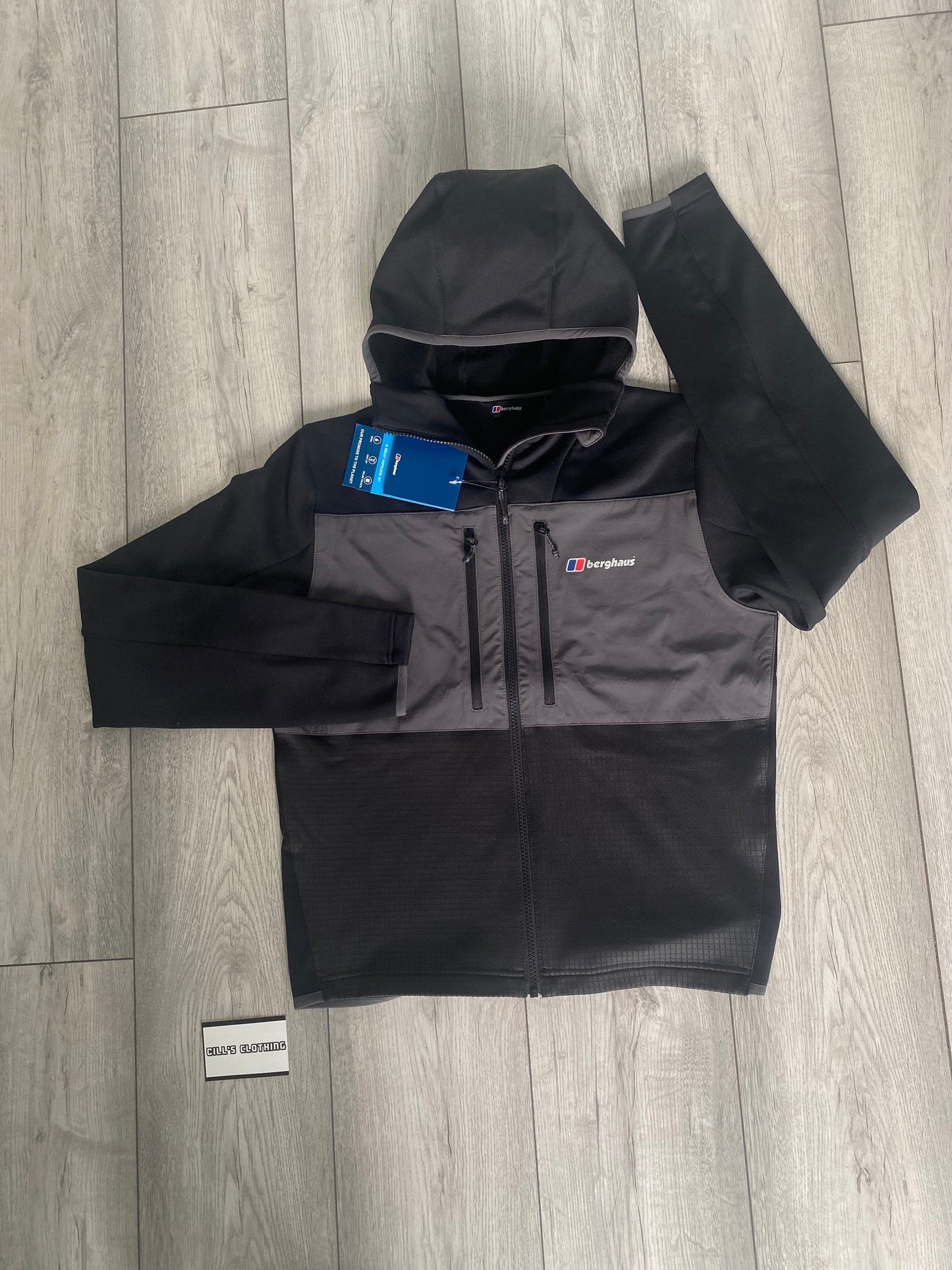 BERGHAUS HOODIE - BLACK