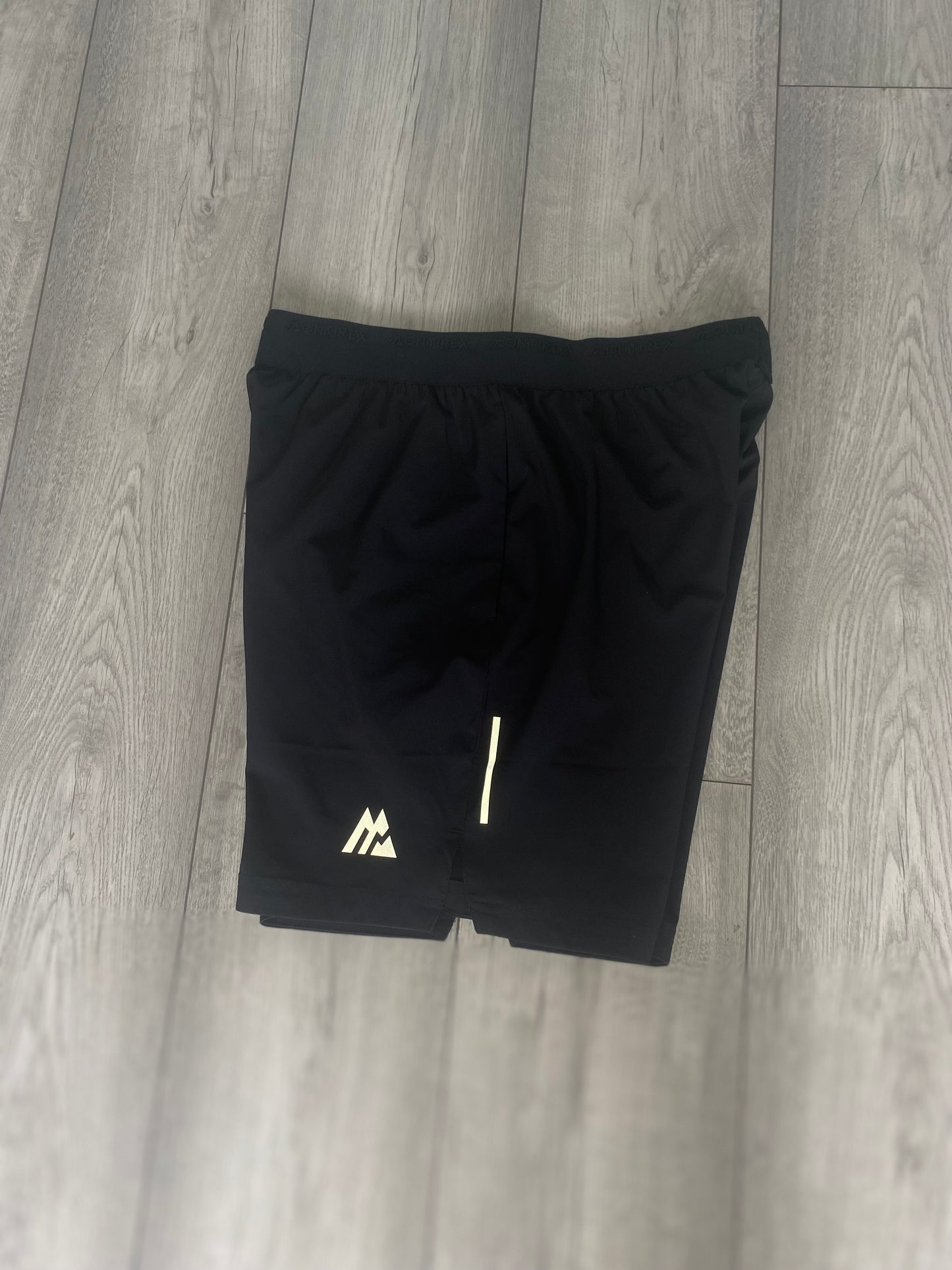 MONTIREX SHORTS - BLACK