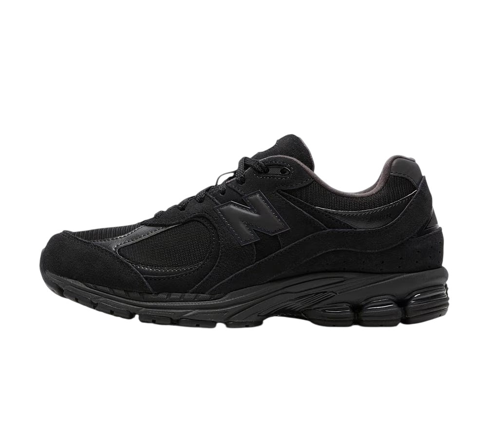 NEW BALANCE 2002R TRAINER - BLACK
