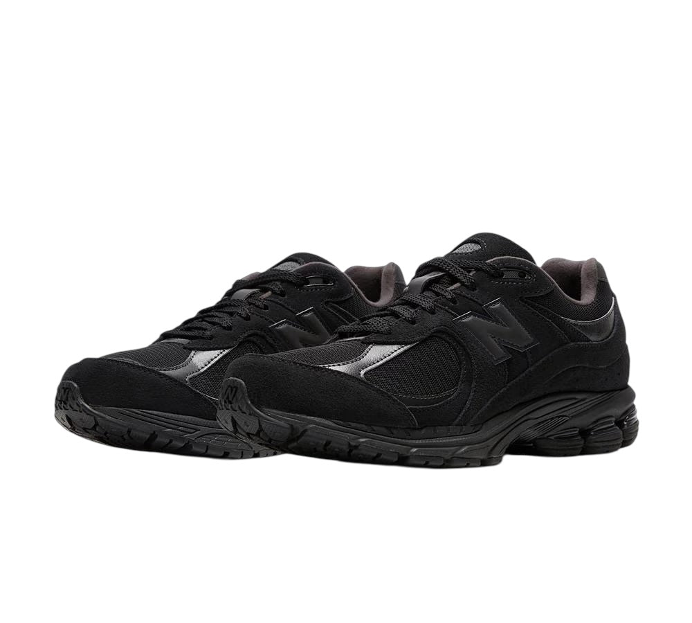 NEW BALANCE 2002R TRAINER - BLACK