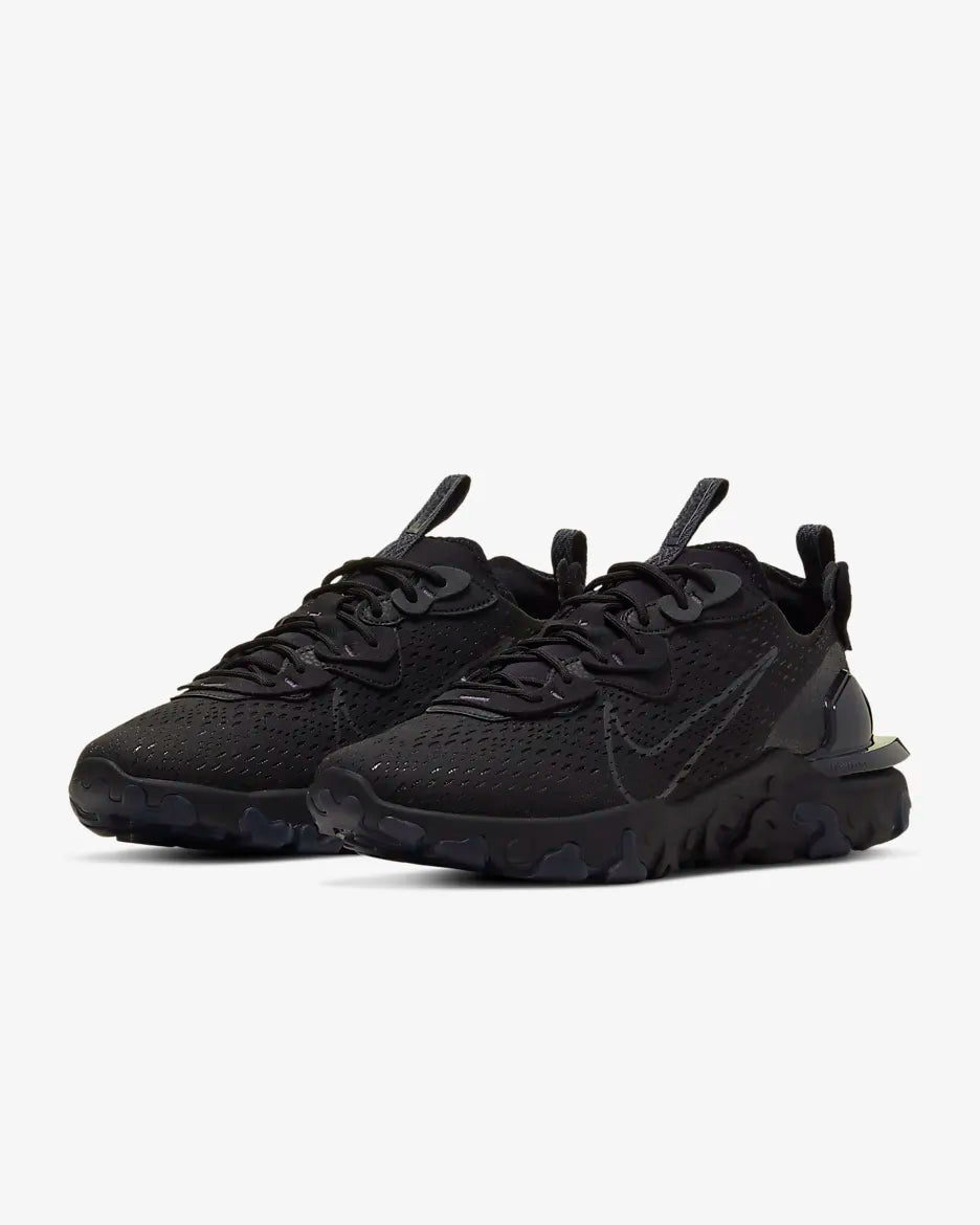 NIKE REACTS - BLACK