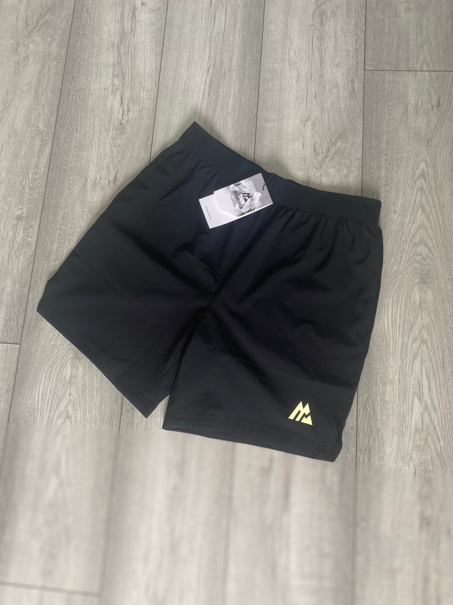 MONTIREX SHORTS - BLACK